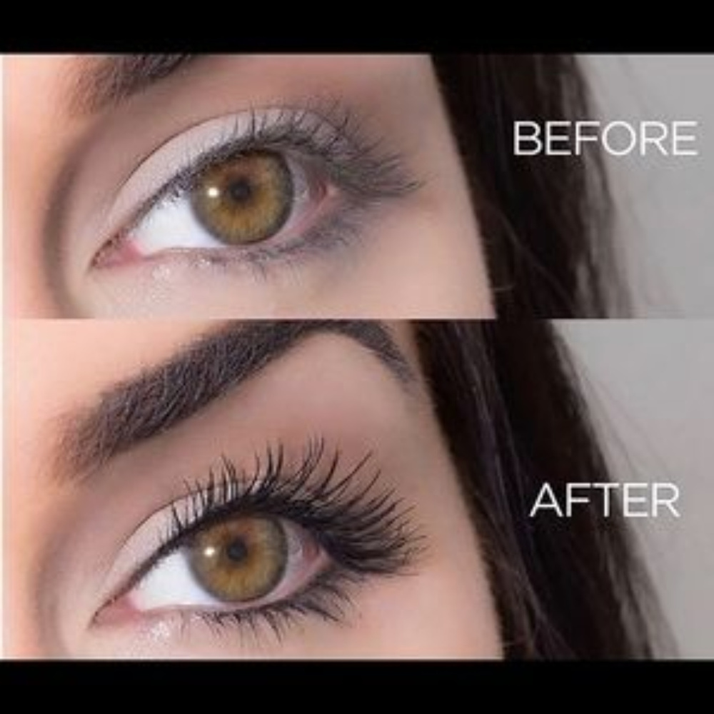tarte Lights, Cam, Lashes 4-in-1 Mascara - Picture 4 of 5